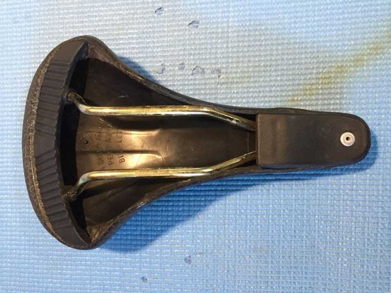 Седло Delta made in Italy.