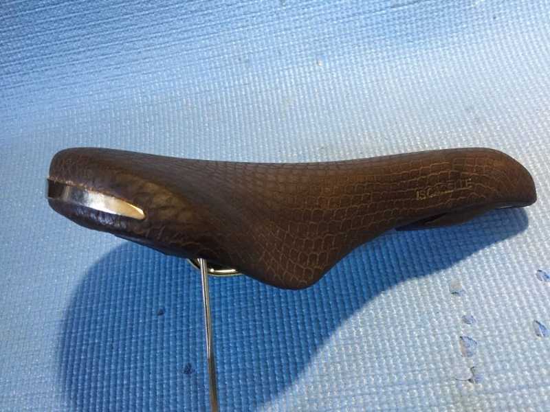 Седло Delta made in Italy.