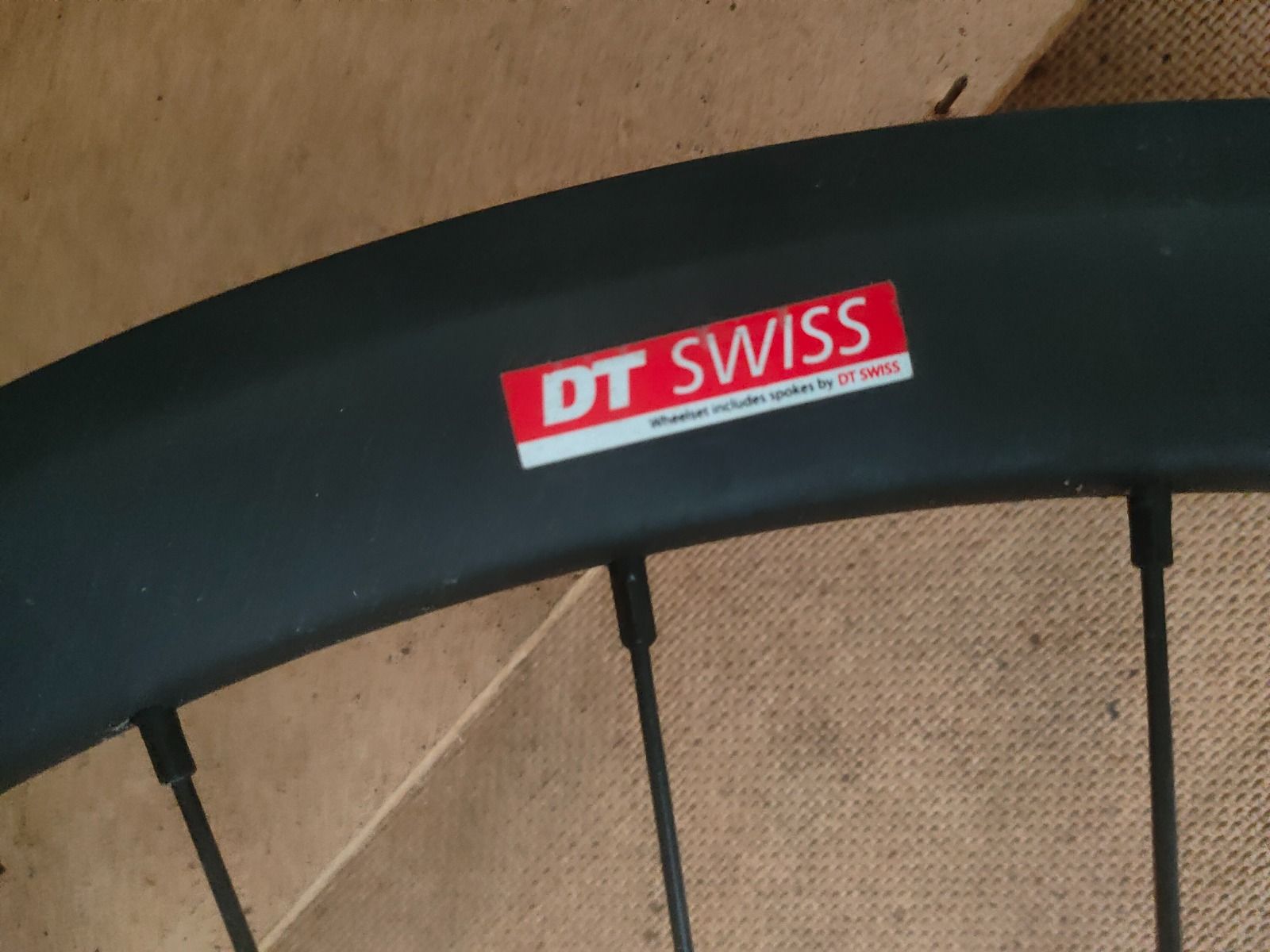 карбоновый вилсет на dt swiss фикс/сингл
