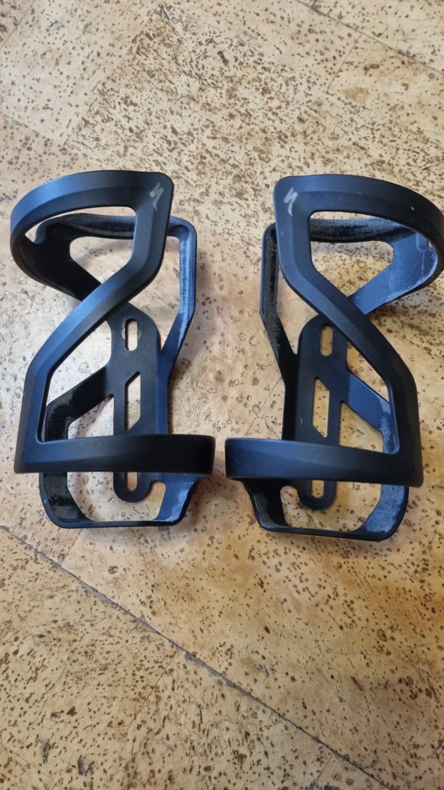 Флягодержатели Specialized.