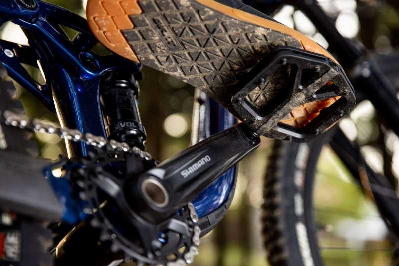 Новые педали Giant Pinner Comp