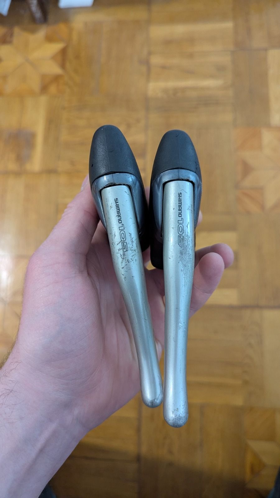 Тормозные ручки Shimano 105