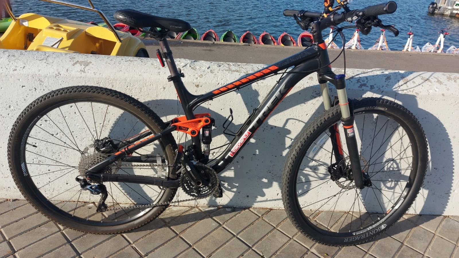 велосипед Trek series FUEL EX e2.