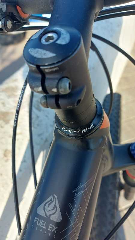 велосипед Trek series FUEL EX e2.