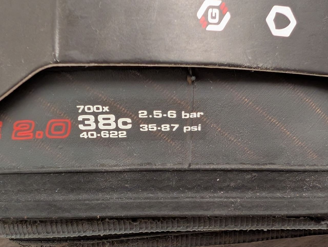 Покрышки Vittoria Terreno Dry Graphene 2.0 700x38с