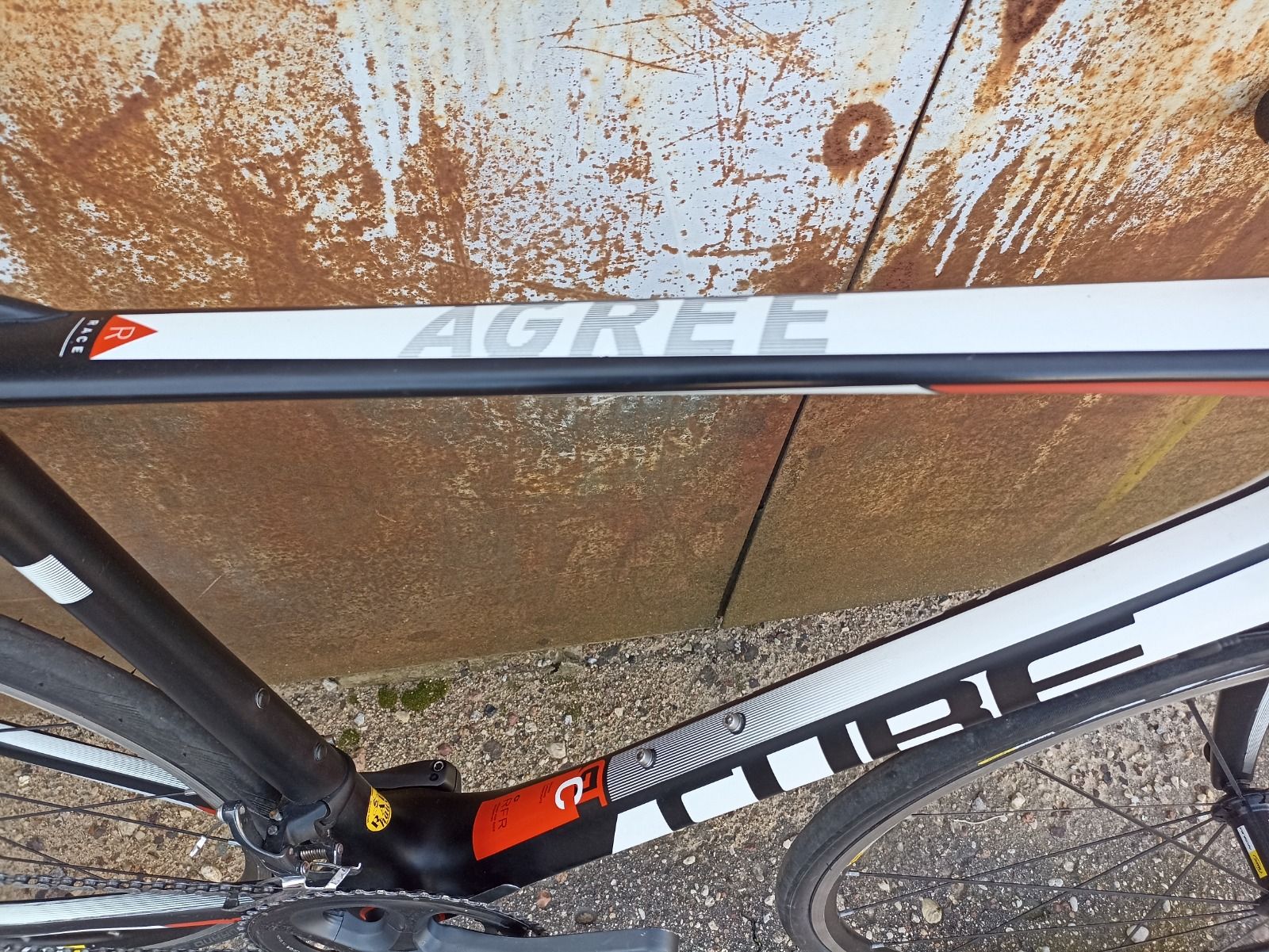 Карбоновый шоссейный велосипед cube agree