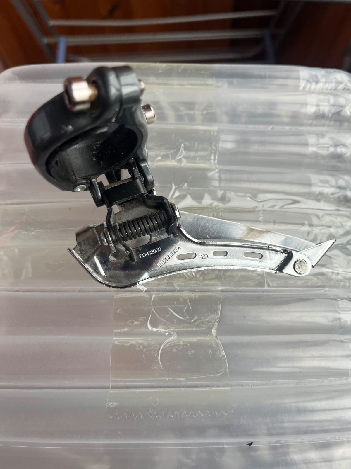 Передний переключатель 2х8 Shimano Claris R2000