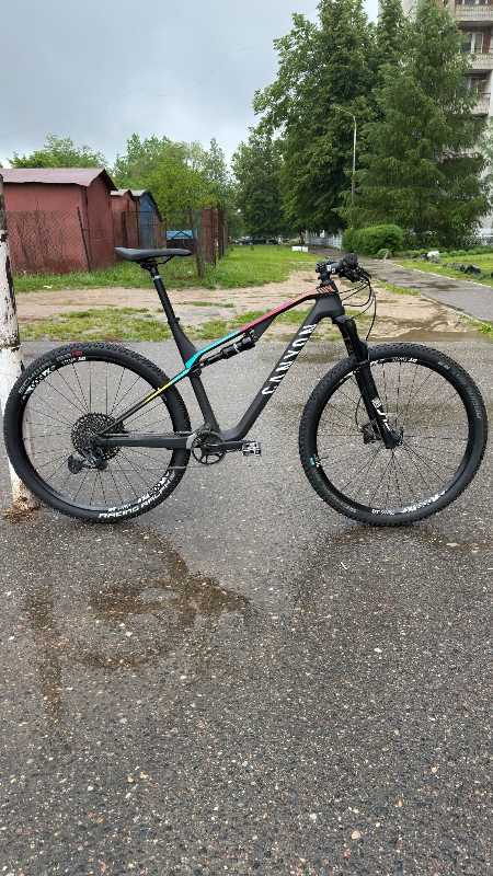 Canyon Lux CF SL 6.0