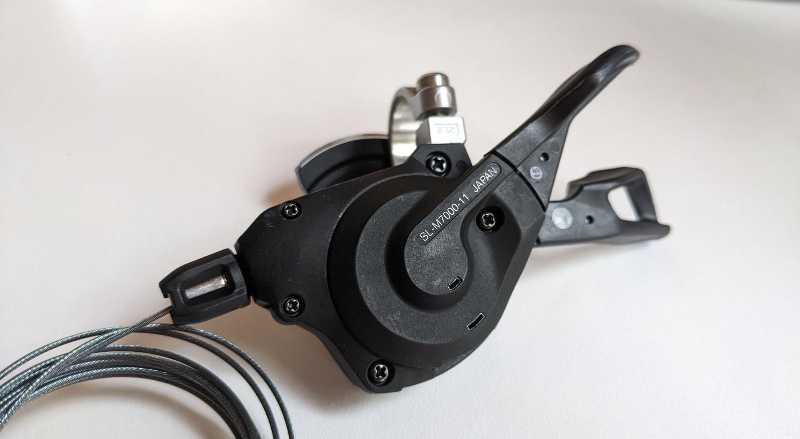 Манетки: Shimano XT M780-10ск. и Shimano SLX M7000-11ск.
