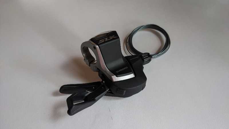 Манетки: Shimano XT M780-10ск. и Shimano SLX M7000-11ск.