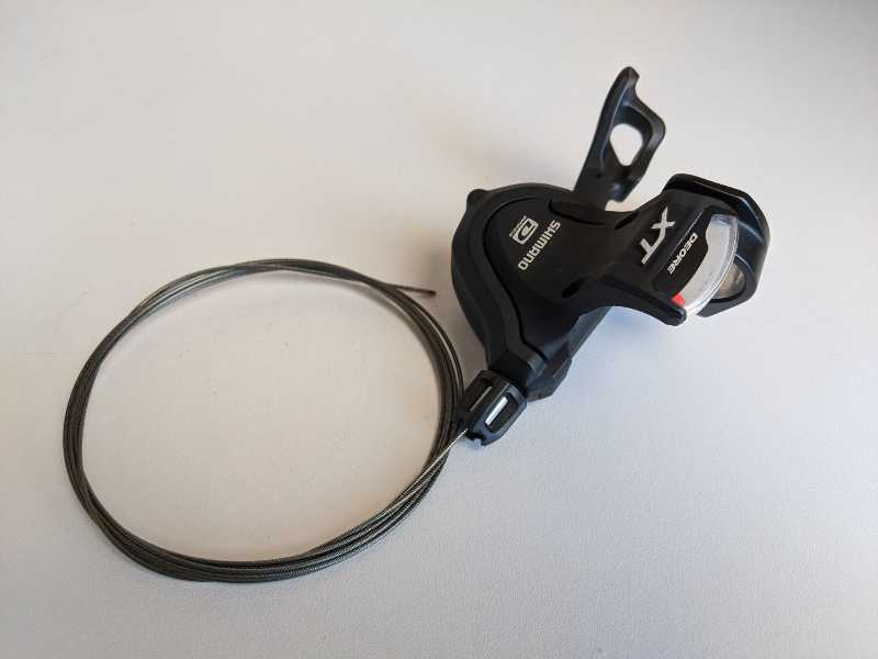 Манетки: Shimano XT M780-10ск. и Shimano SLX M7000-11ск.