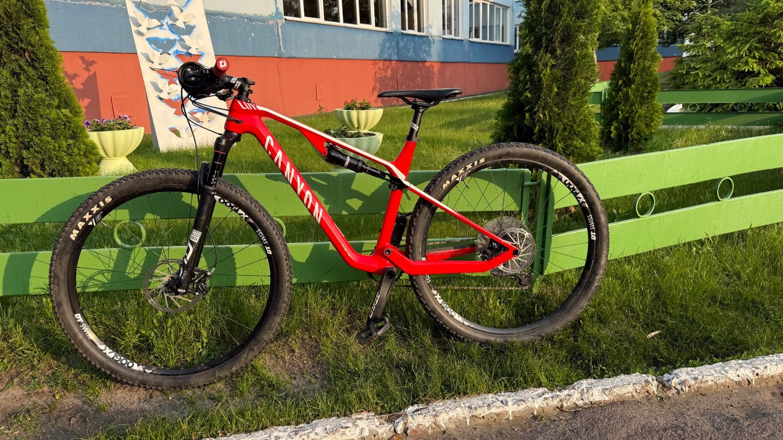 Canyon lux двухподвес M карбон