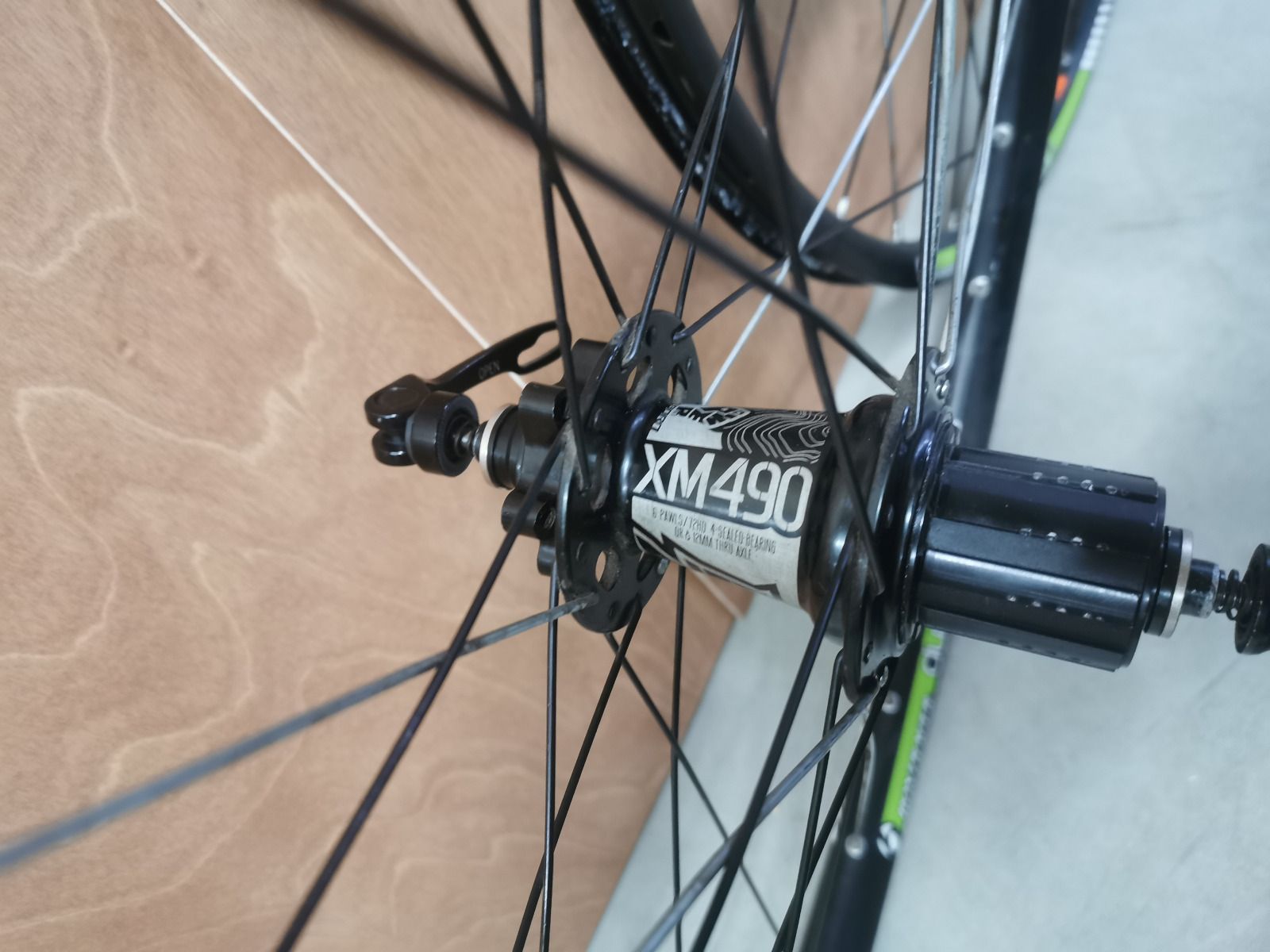 Колеса 27.5 обода Bontrager втулки Koozer