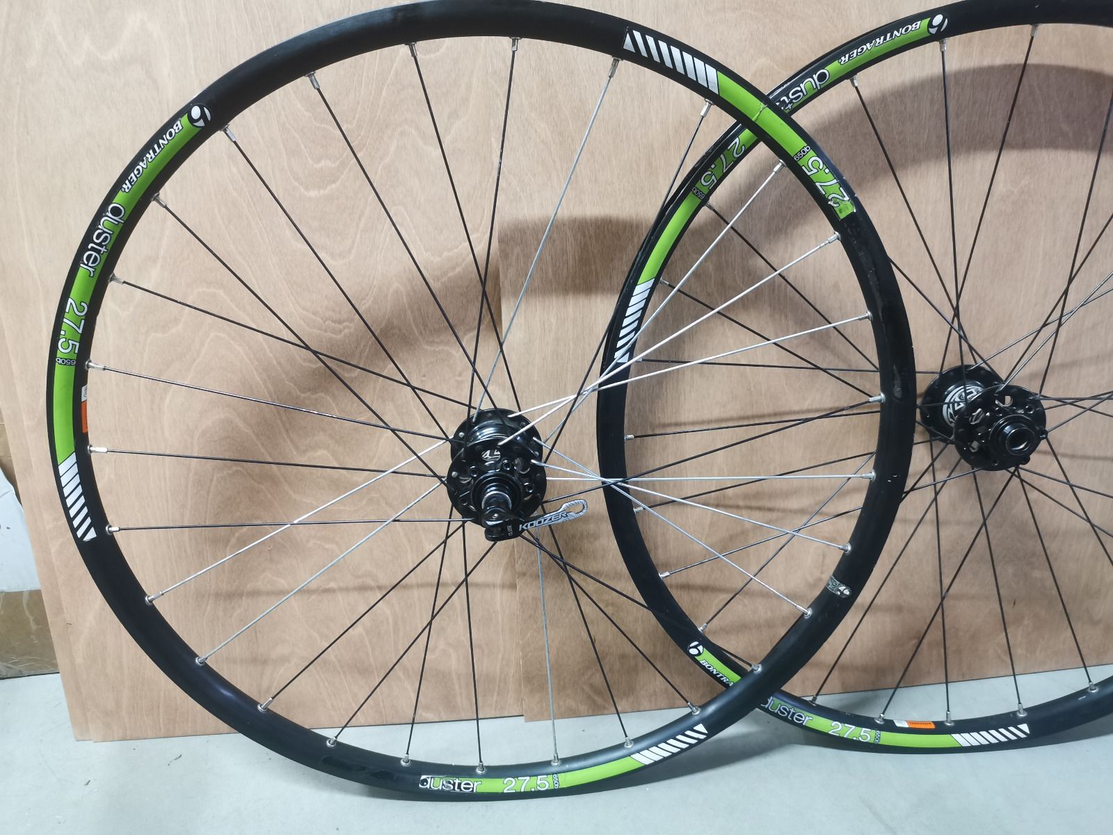 Колеса 27.5 обода Bontrager втулки Koozer