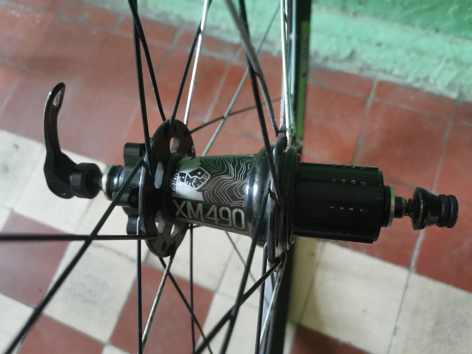 Колеса 27.5 обода Bontrager втулки Koozer