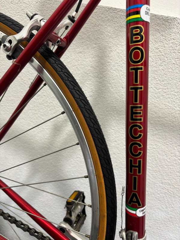 ВЕЛОСИПЕД BOTTECCHIA Made in Italy 1986г. Рама: размер 54 (Columbus)