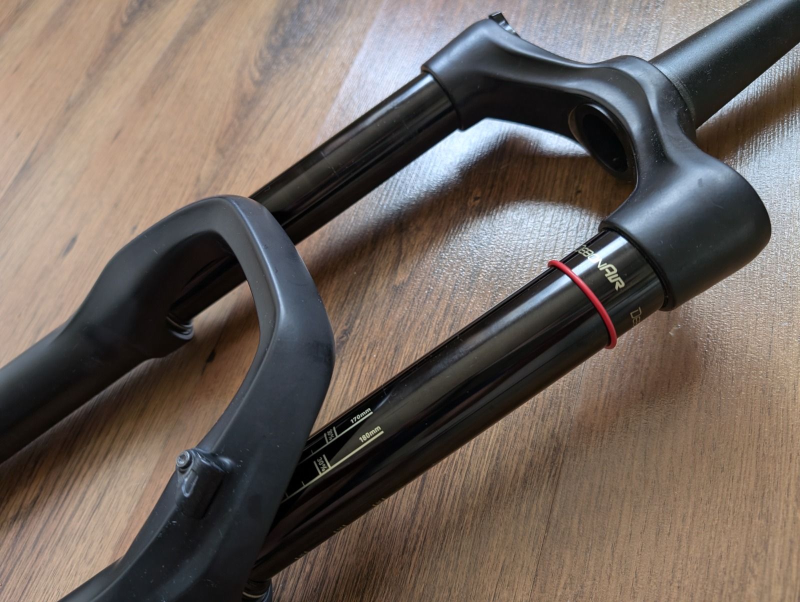 RockShox Yari 29