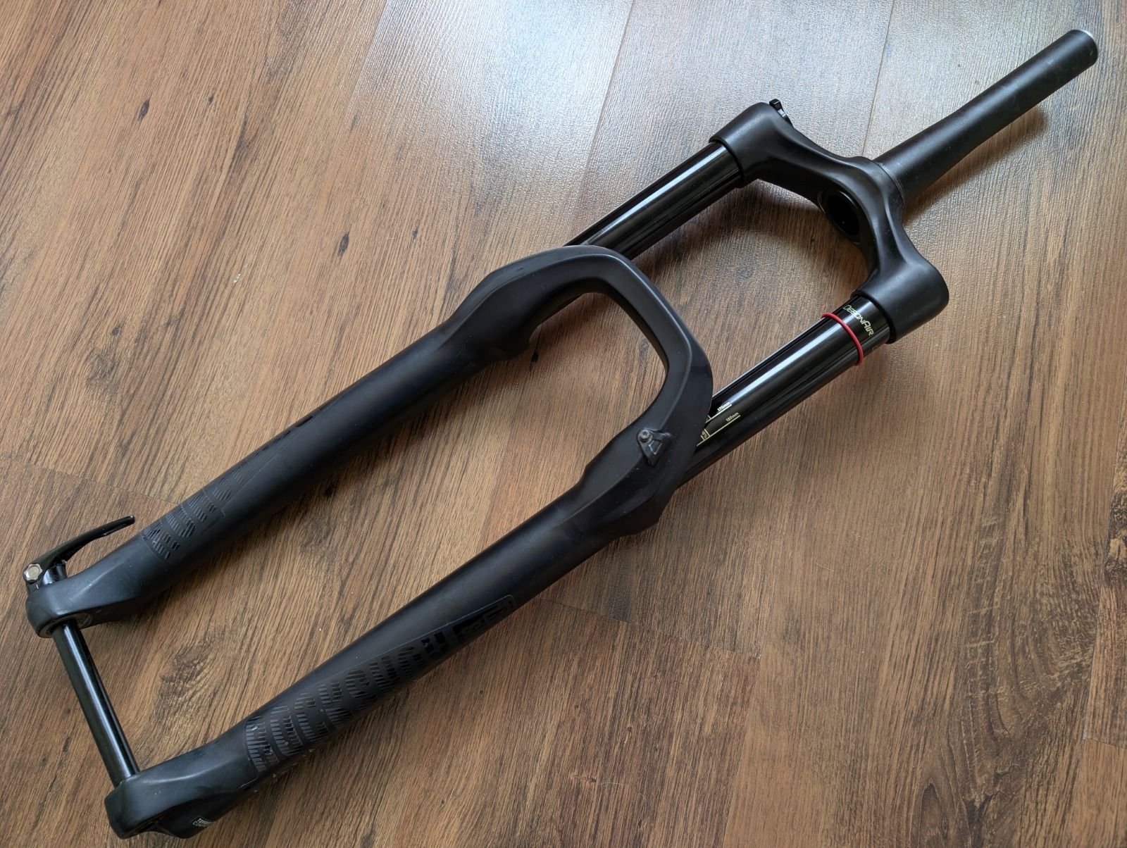 RockShox Yari 29