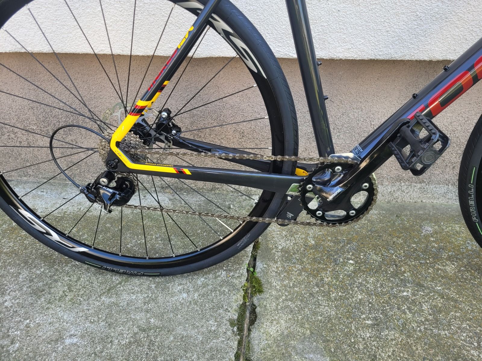 Карбоновый FOCUS CYCLOCROSS, гидравлика, на осях, колёса 28, рама М.