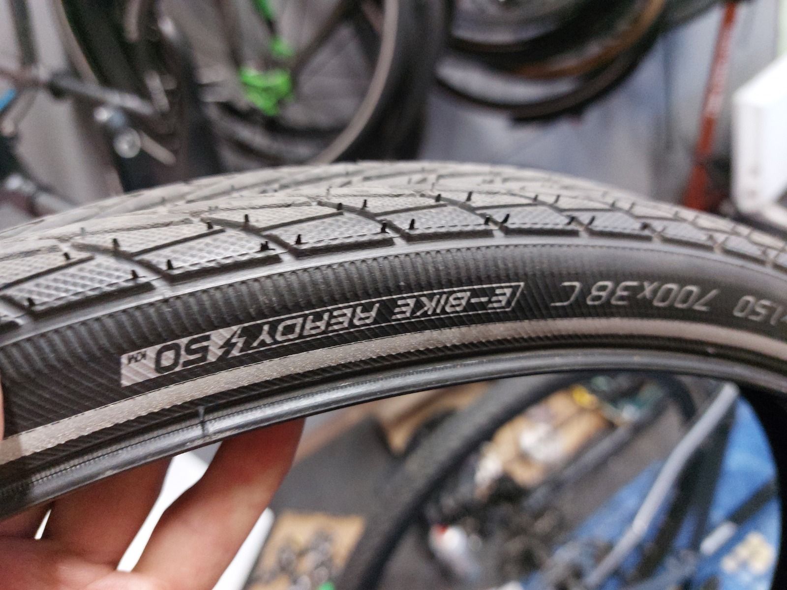 Покрышки Schwalbe Marathon Plus 28'' 40-622