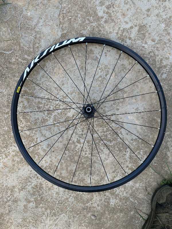 Mavic Aksium