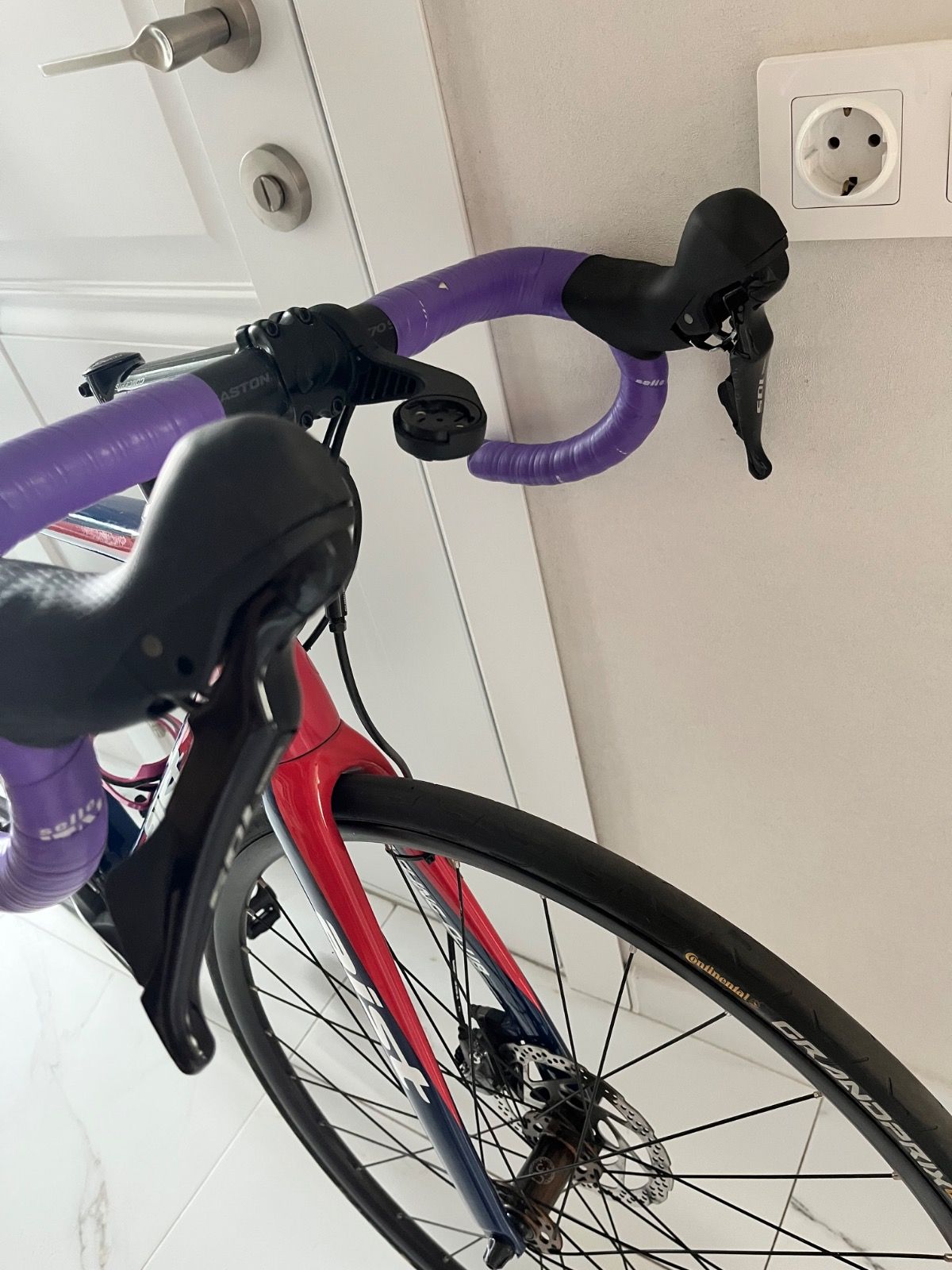 Шоссейные велосипед Bianchi infinito cv disk( Aist)