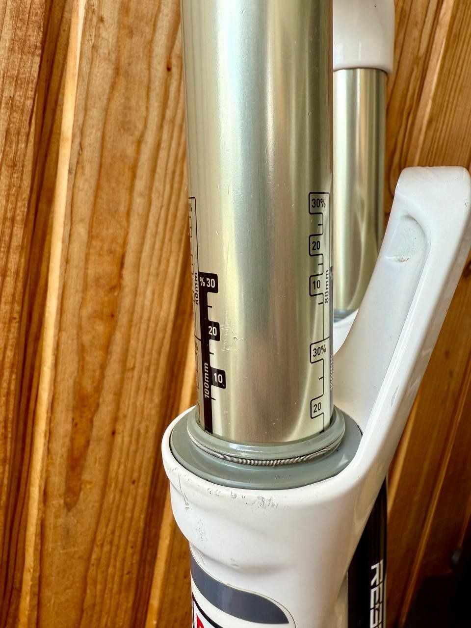 Вилка RockShox REBA 26''