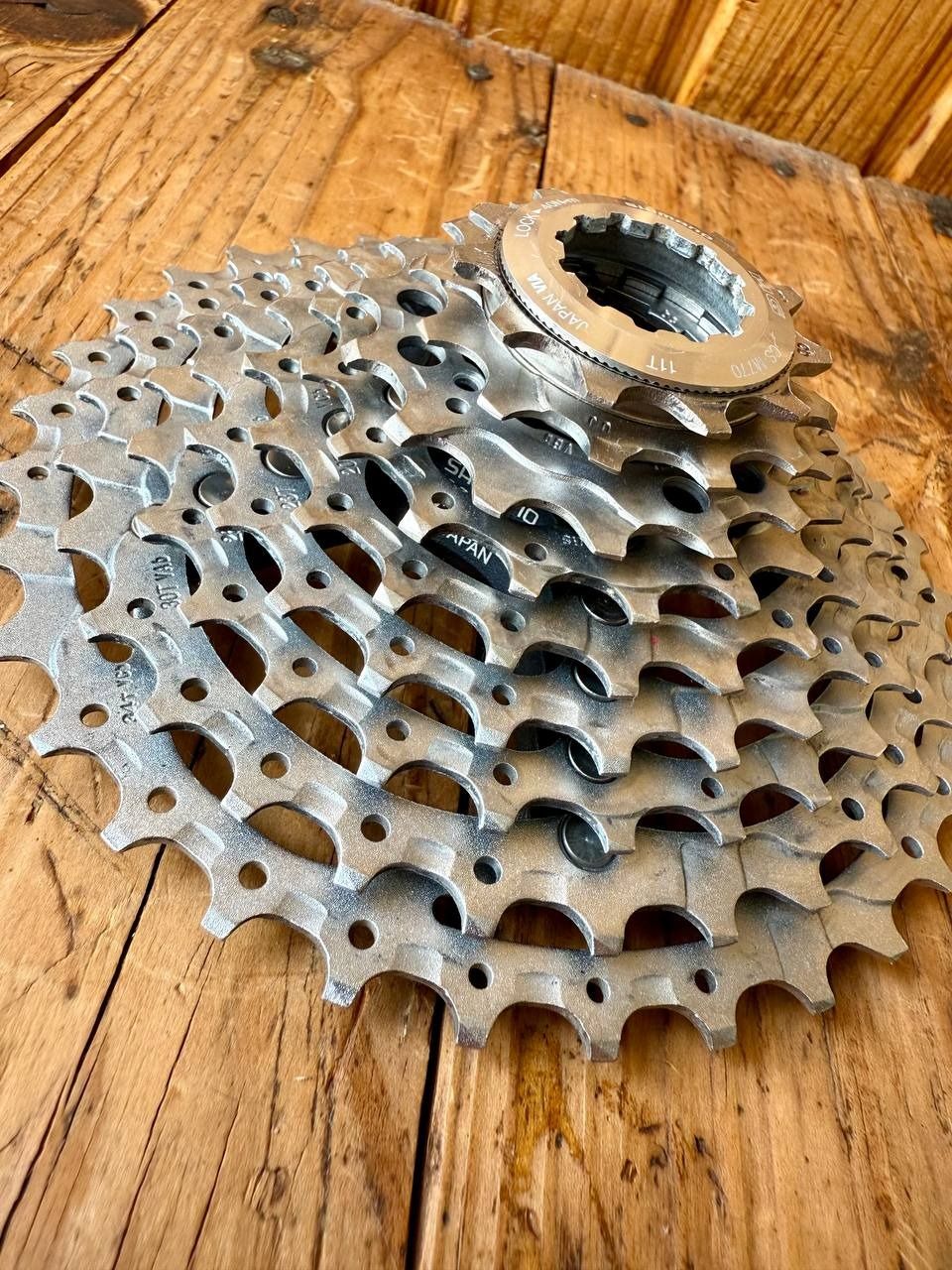 Shimano Deore XT 9s- кассета,цепь.