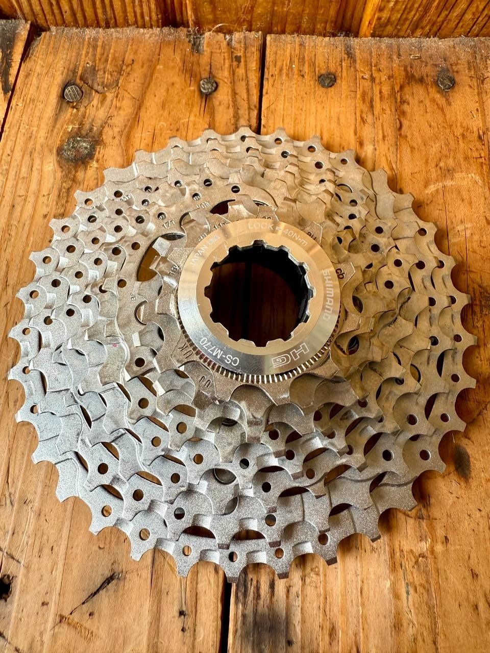 Shimano Deore XT 9s- кассета,цепь.