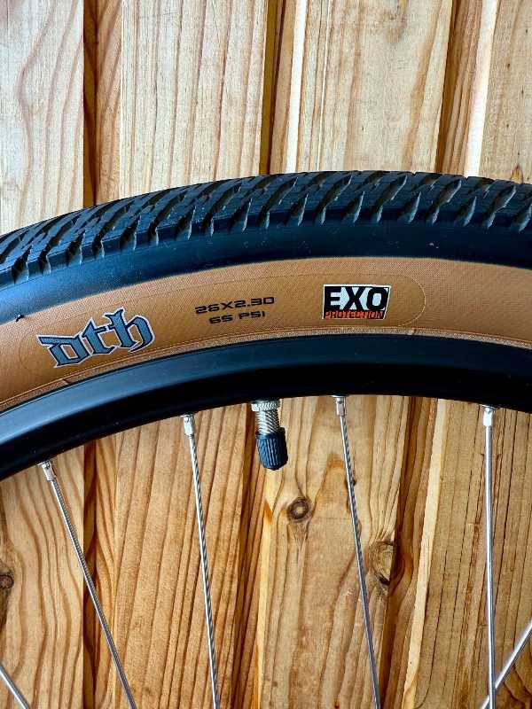 Покрышки Maxxis DTH 26 -складные, кевлар.