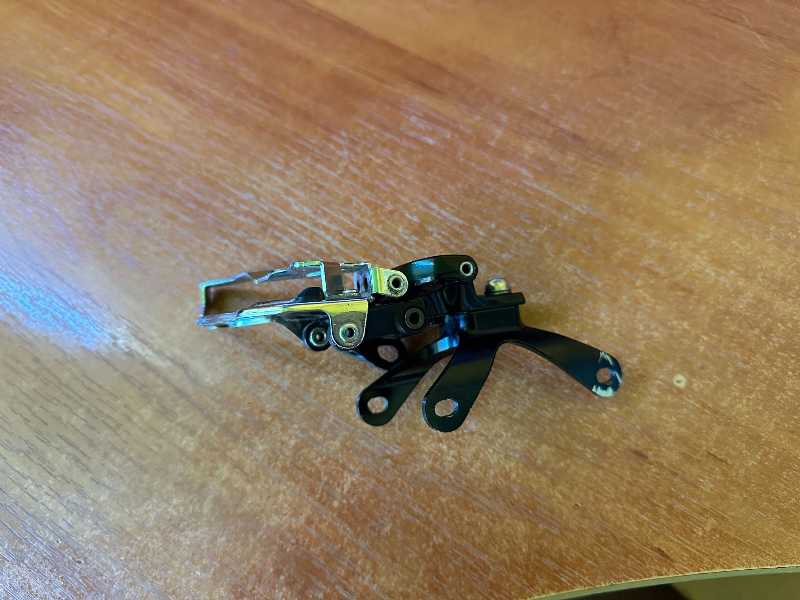 Передний переключатель SRAM GX