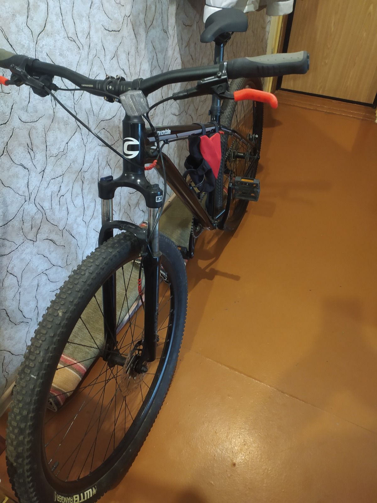 Велосипед. Cannondale Trail 6.