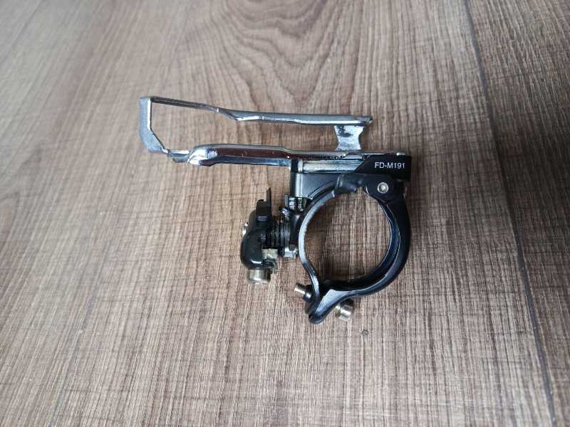 Переключатель передний Shimano Altus 3 скорости
