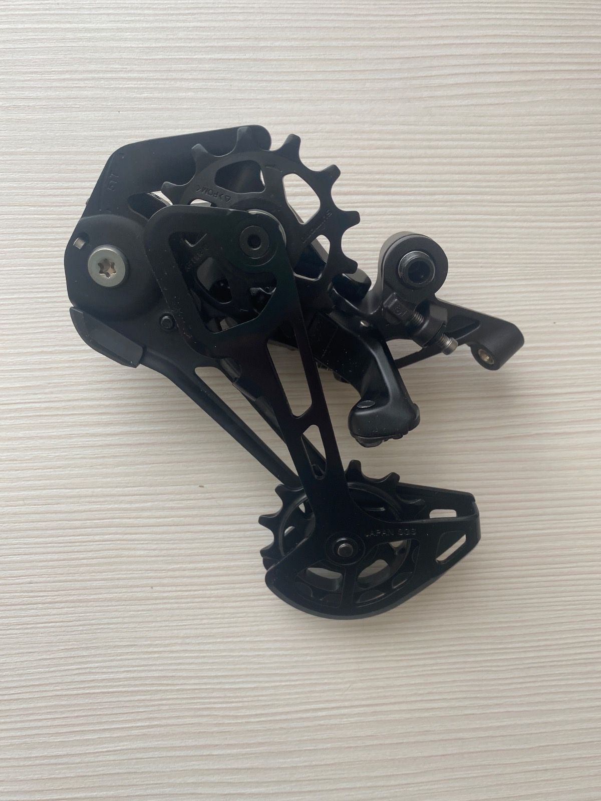 Переключатель Shimano Deore XT RD-M8100-SGS