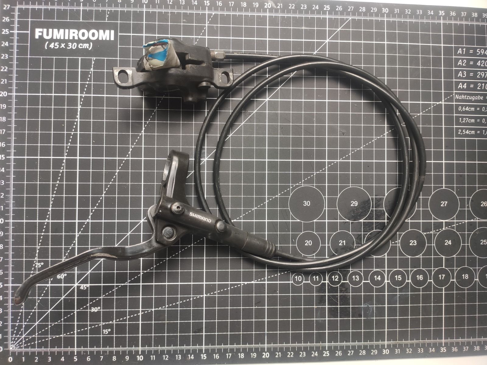 Гидравлические тормоза Shimano MT200