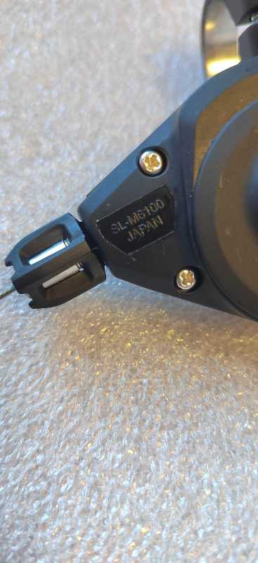 Манетка shimano sl-m6100 Новая