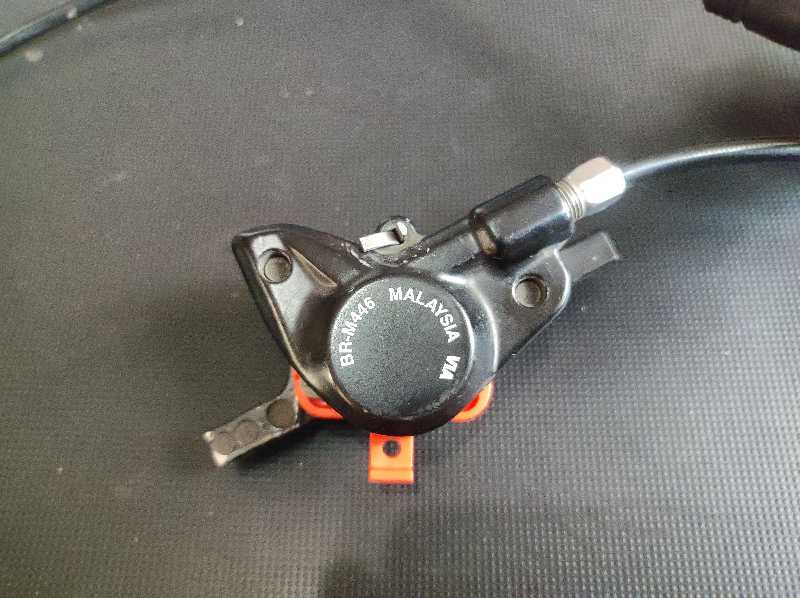 Гидравлические дисковые тормоза Shimano BR-M446