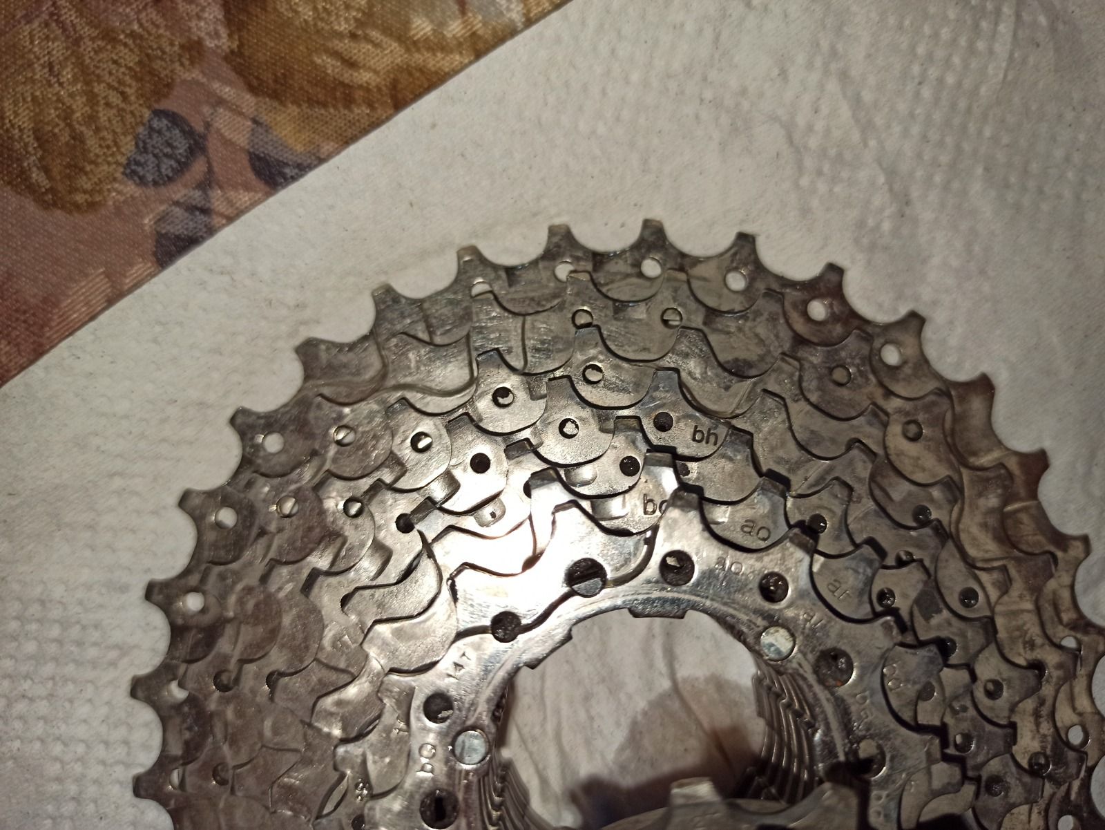 2 Кассеты 9 (ск.) и трещотка 7 (ск.) Shimano.