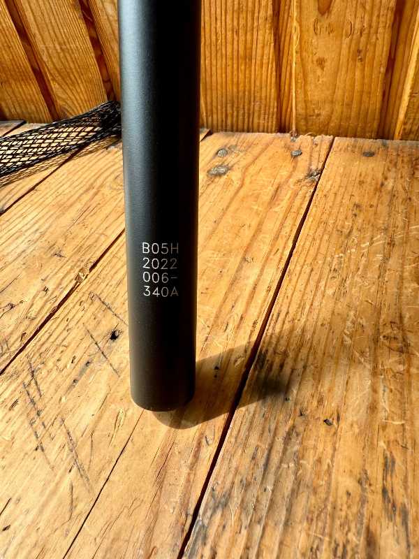 Руль Truvativ Hussefelt 700 + грипсы Truvativ в подарок!