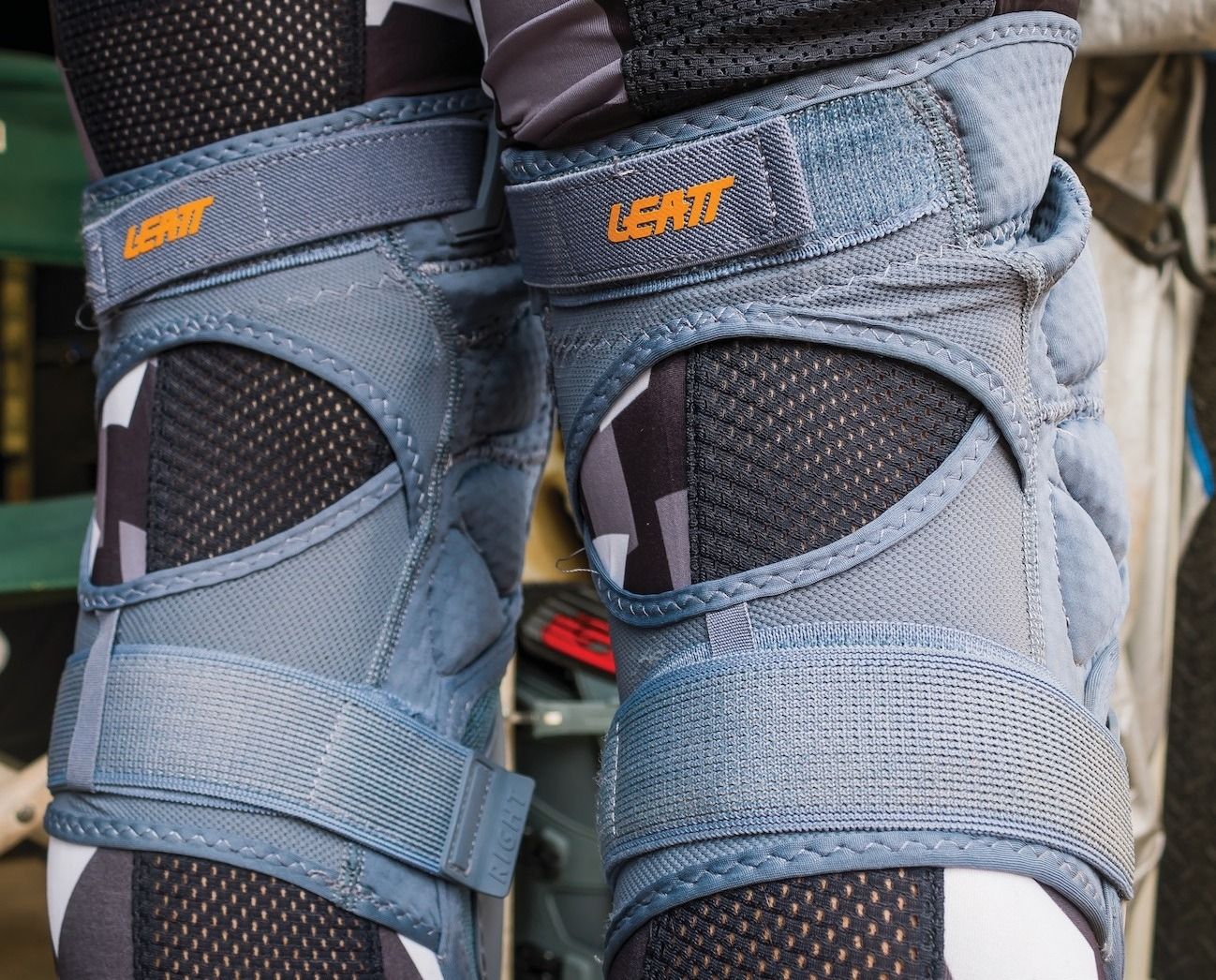 Защита колен Leatt Knee Guard 3DF Hybrid для вело (велосипеда), моноколеса, самоката, роликов и т.п.