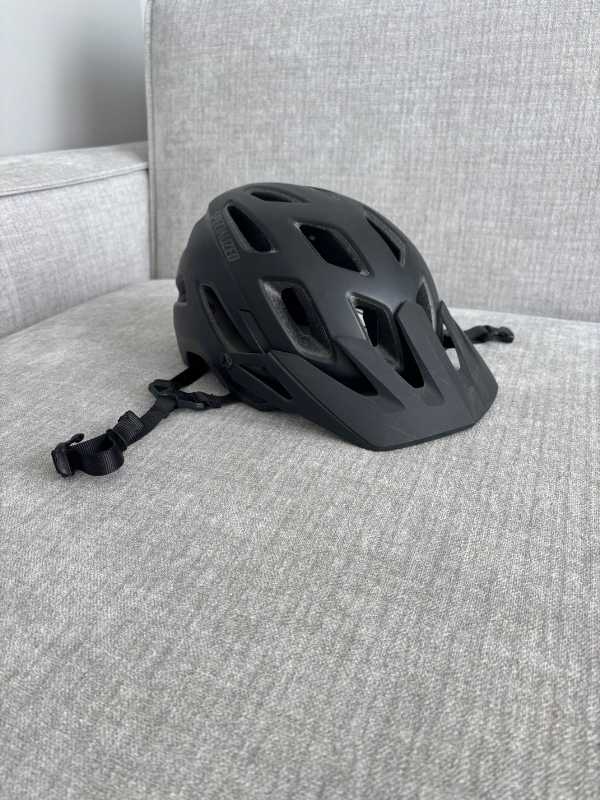 Шлем Specialized