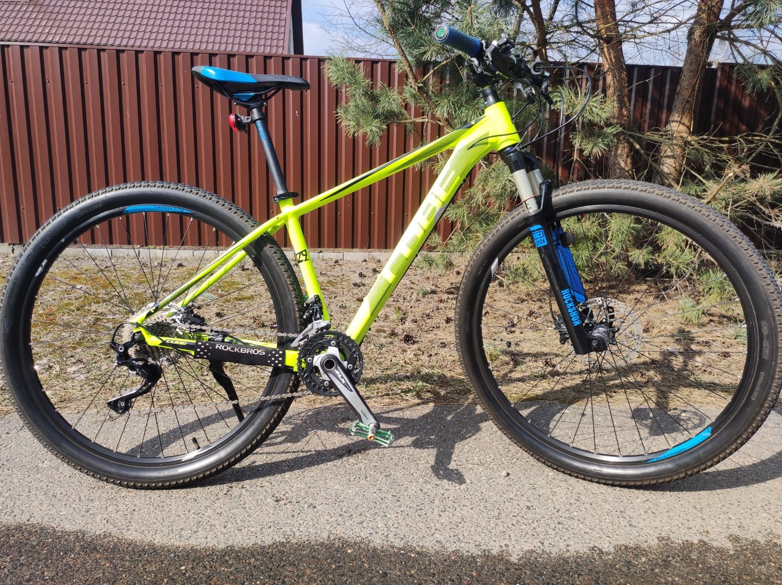 CUBE LTD PRO