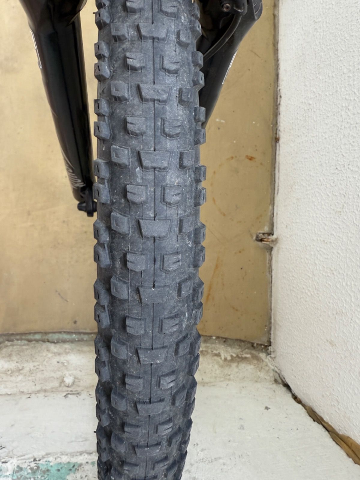 Specialized Ground Control Sport 29х2.3 / пара-2 шт.