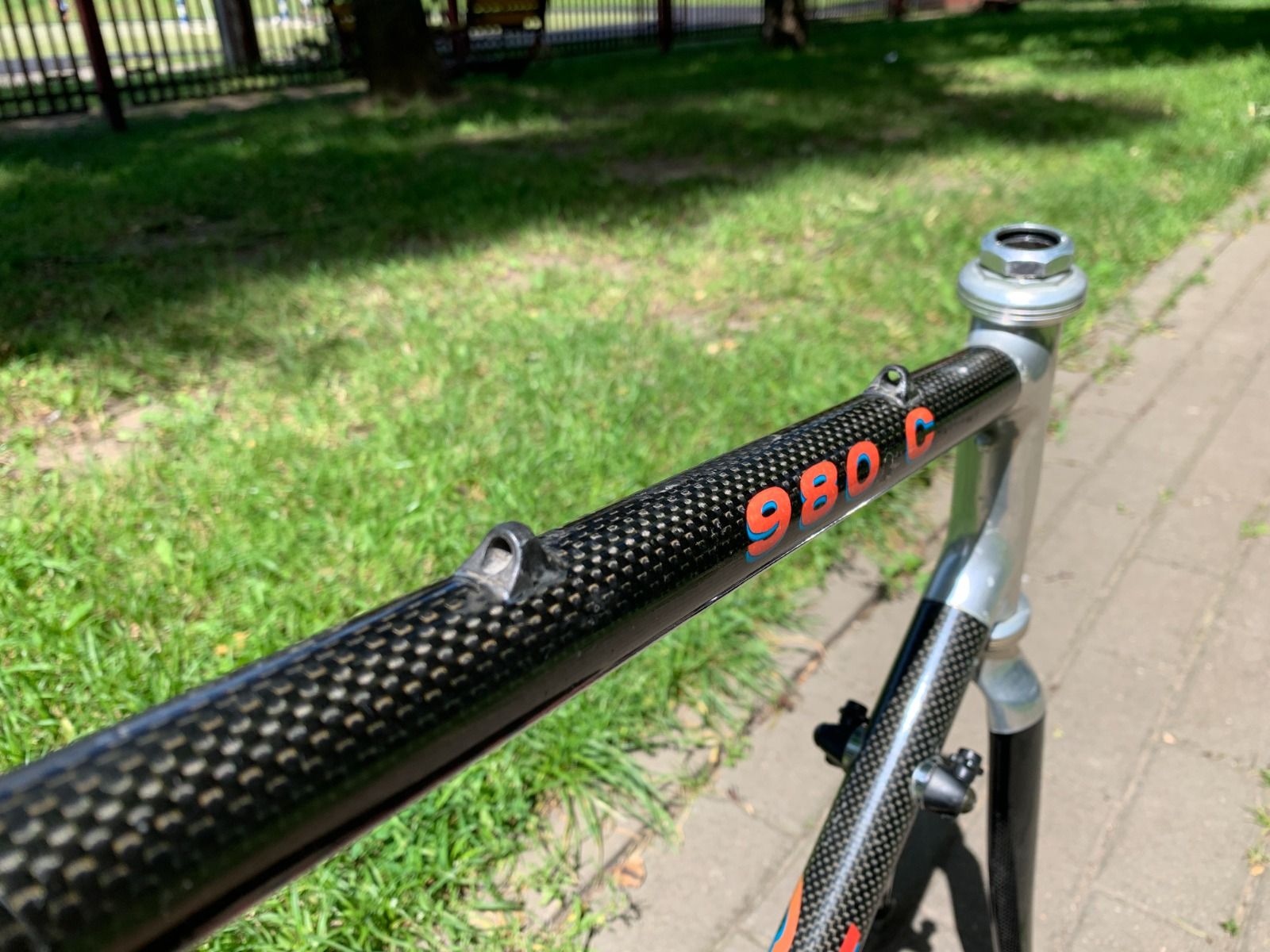 Карбоновая рама Giant Cadex 980c, вилка Kinesis, рулевая Shimano