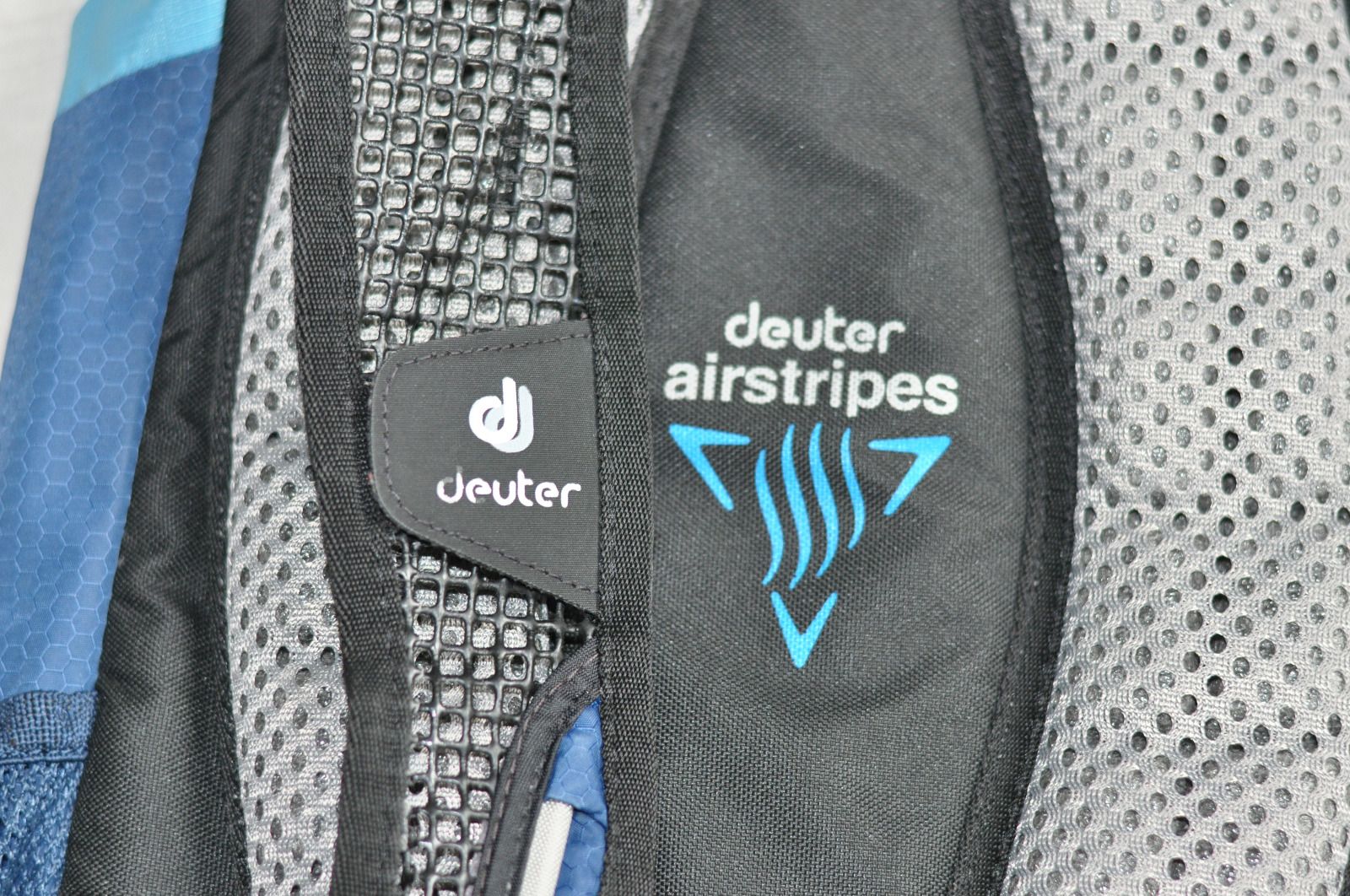 Рюкзак Deuter Race 12L Arctic Petrol с питьевой системой