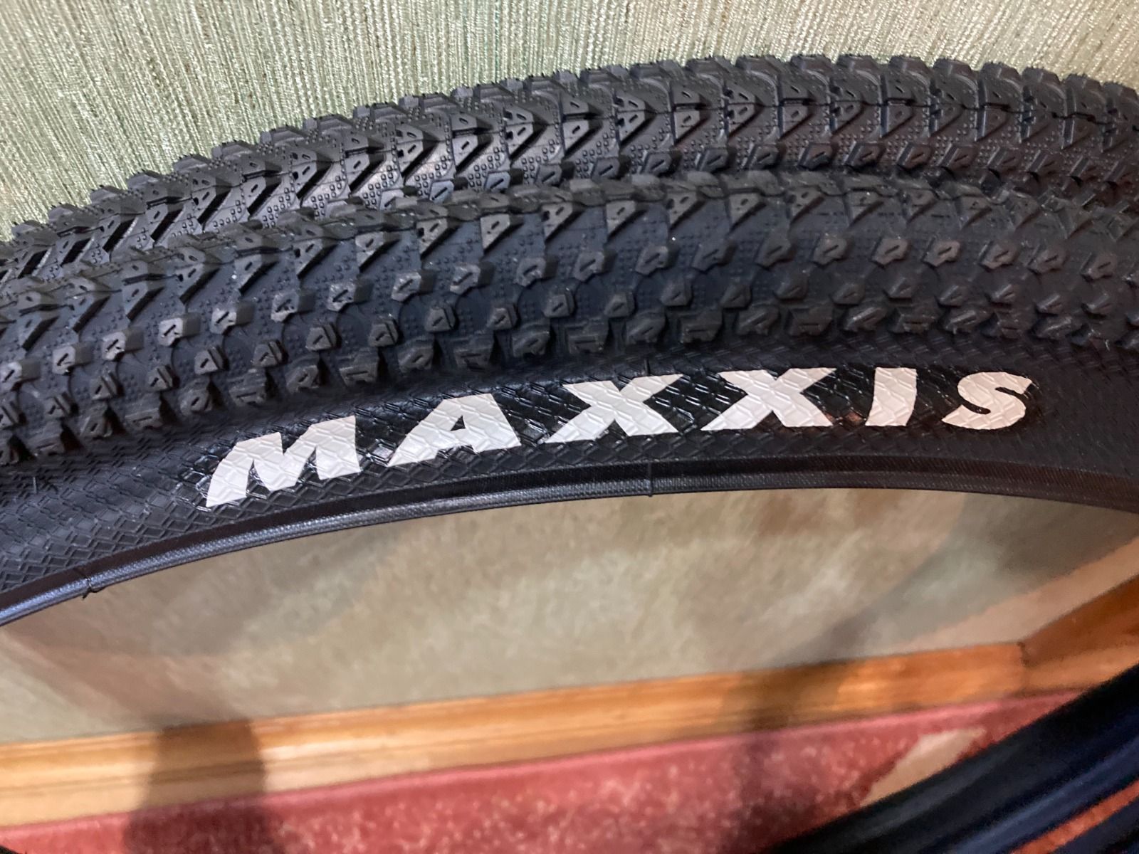 Новые Maxxis Pace 29*2.1, проволочные