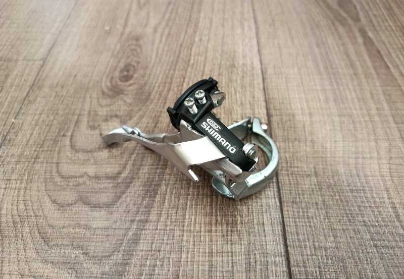 Переключатель передний Shimano FD-C050 3 ск.