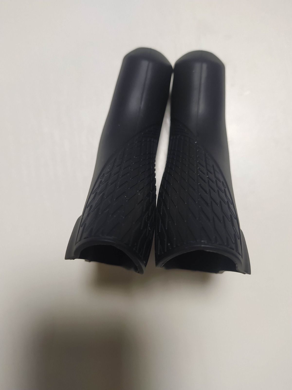 Капюшоны для дуалов Shimano Claris/Sora R2000/R3000