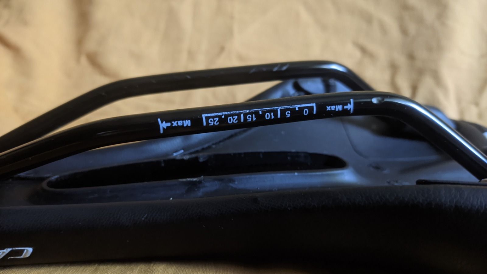 Седло Cannondale ( Cionlli ) , размер 28 на 16 см , новое .