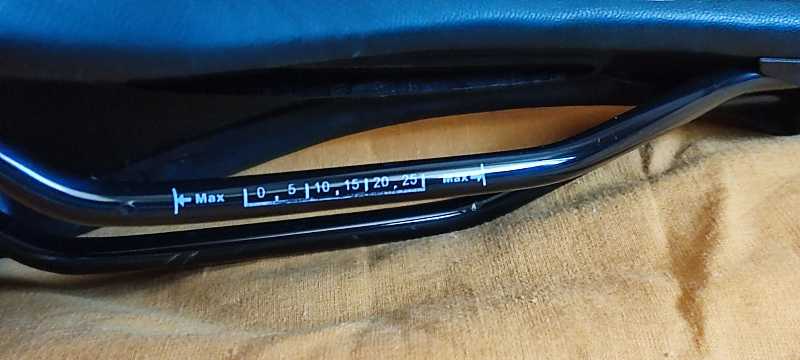 Седло Cannondale ( Cionlli ) , размер 28 на 16 см , новое .
